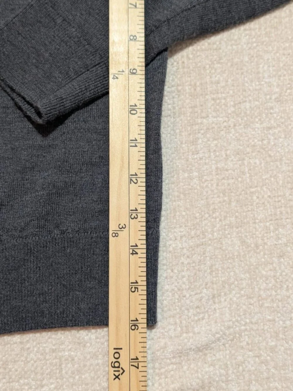 Banana Republic Men’s S 100% Merino Wool V-Neck Sweater Gray